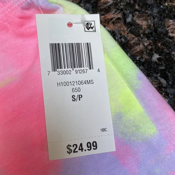 Printed Short NEW!​ - Picture 3 of 5